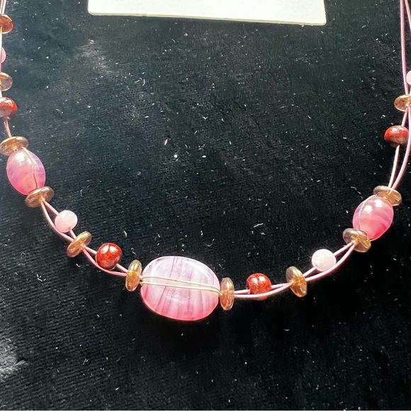 Necklace and earrings with pink accents , 16 inches with a 2 inch extender. - Picture 4 of 9